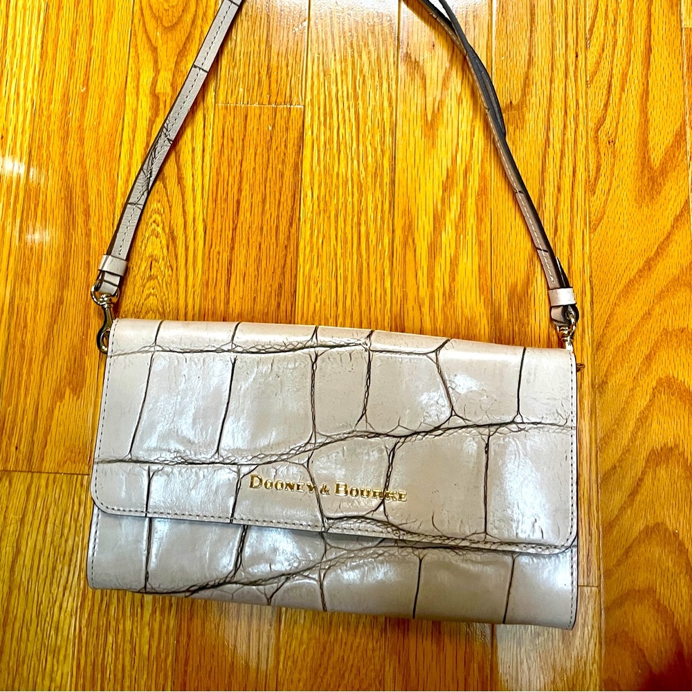 Authentic Dooney & Bourke Croc Embossed Crossbody Clutch Bag | 44” Strap